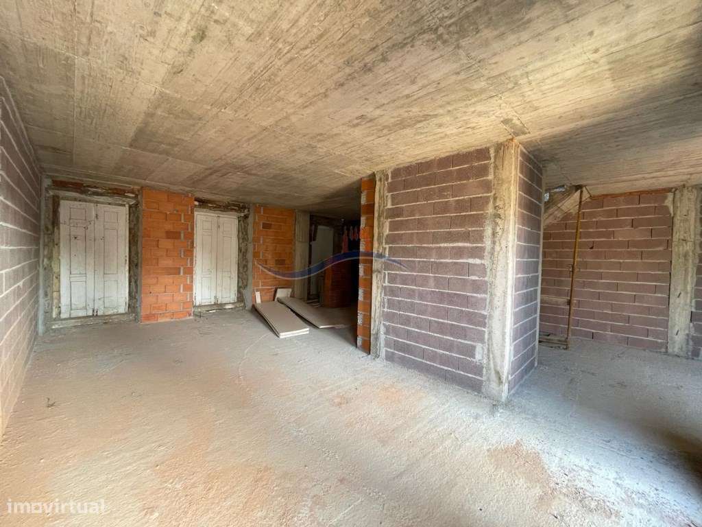 Prédio habitacional - Centro Marinha Grande-41