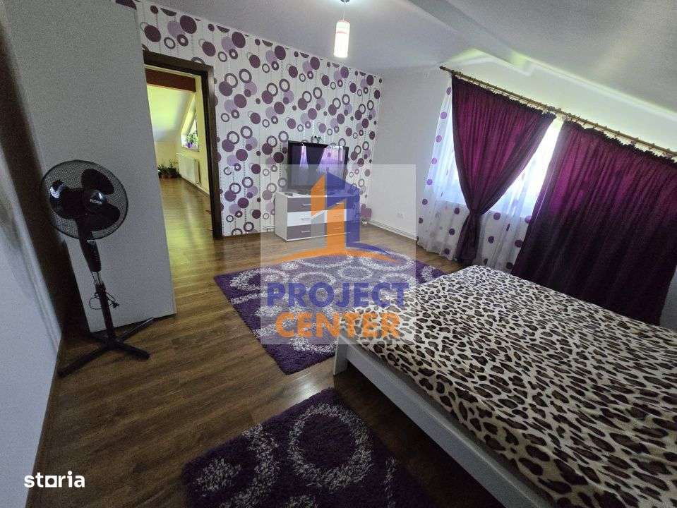 Vila moderna  – Poiana Lacului - Imagine principală: 5/18