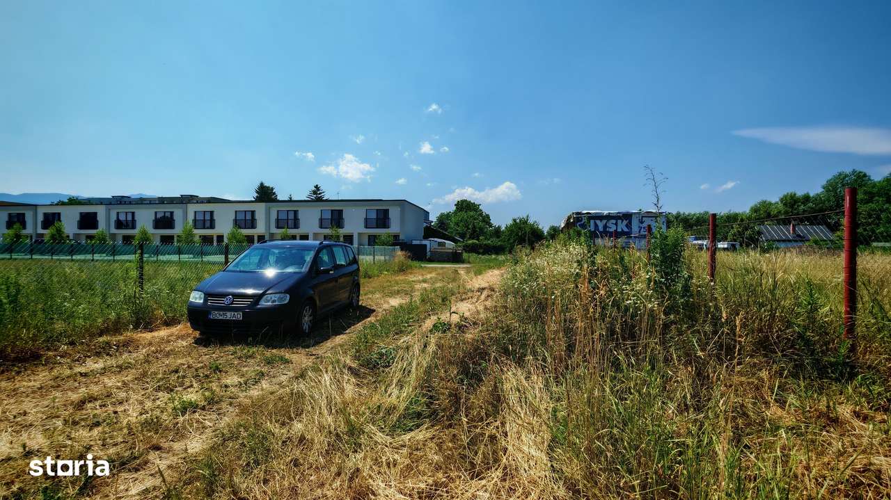 BARTOLOMEU,intravilan,intre case,suprafata de 774 mp,constructii P+2-4