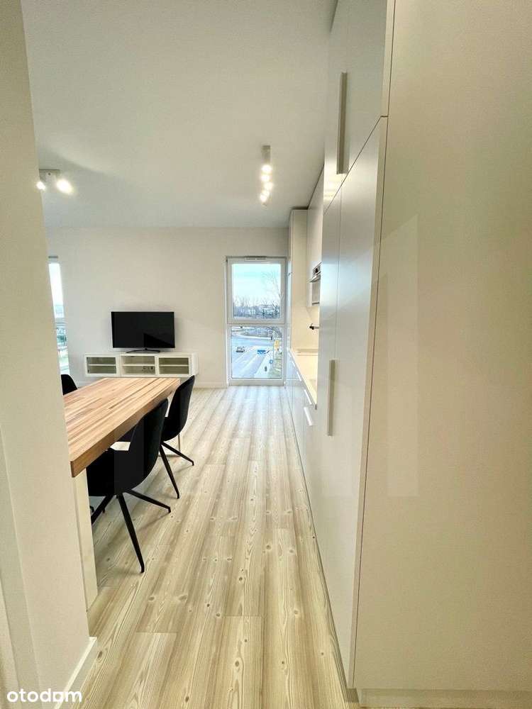 4 pokojowe mieszkanie przy jeziorze Maltańskim-7