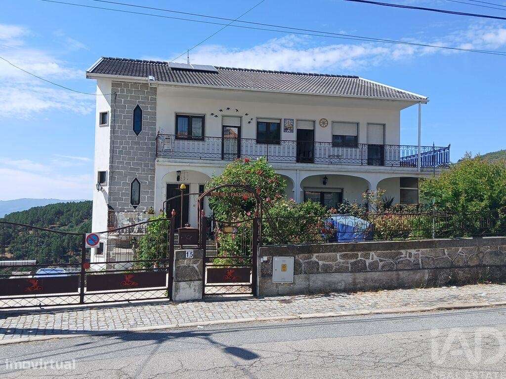 Prédio T6 em Covilhã e Canhoso de 688,00 m2 - Grande imagem: 2/29