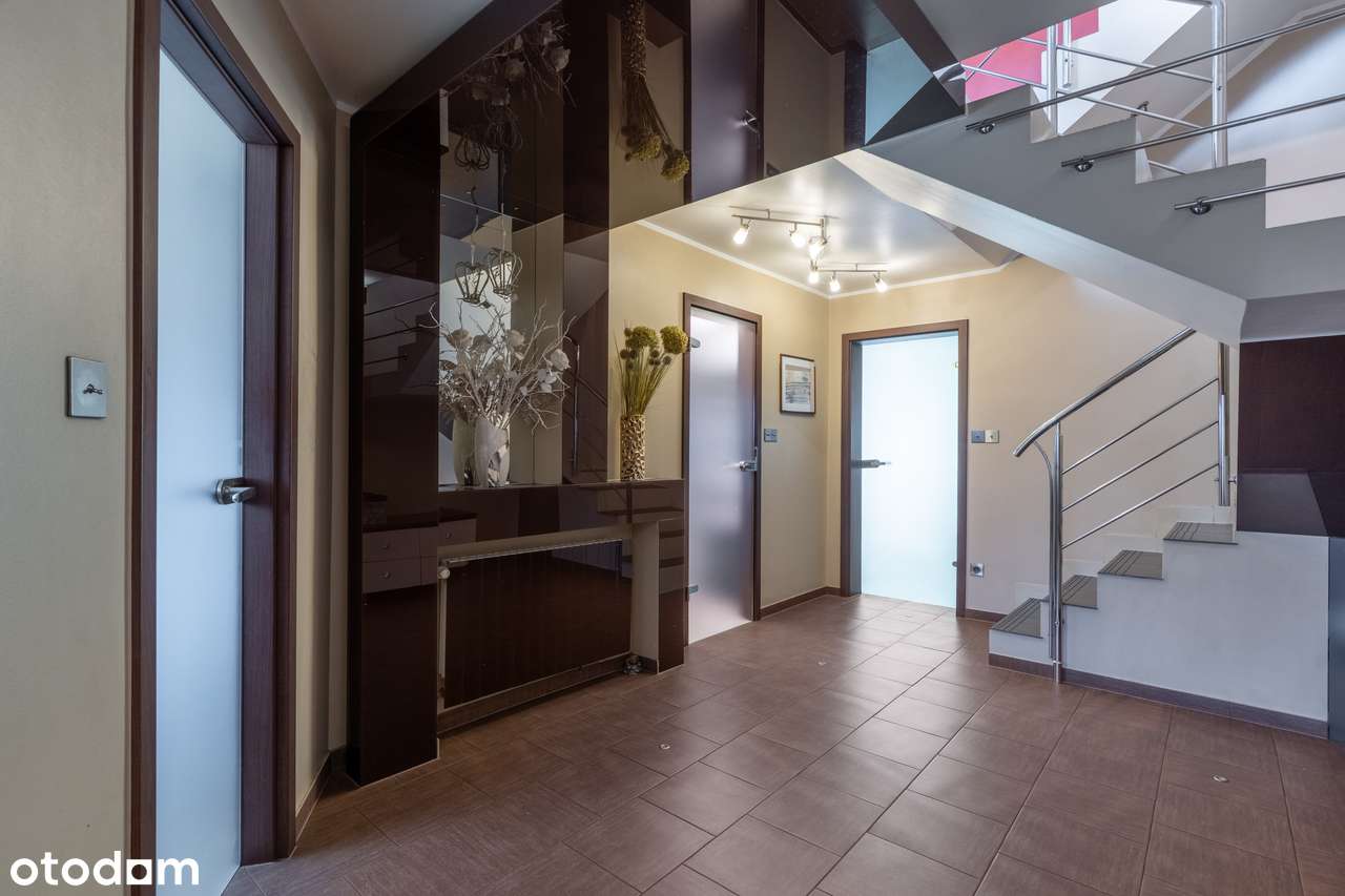 Bliźniak dla rodziny, 270 m2, do wprowadzenia! Olechów!-12