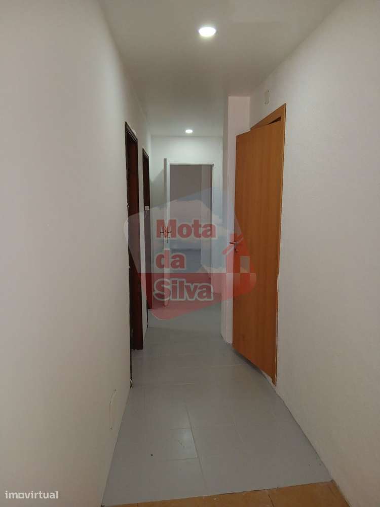 Excelente Apartamento T2 no Centro histórico de Portalegre-8