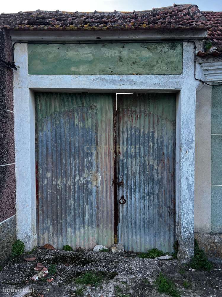 Moradia T5 para Reabilitação Total com Terreno – Fonte da Pedra | Sant - Grande imagem: 4/24