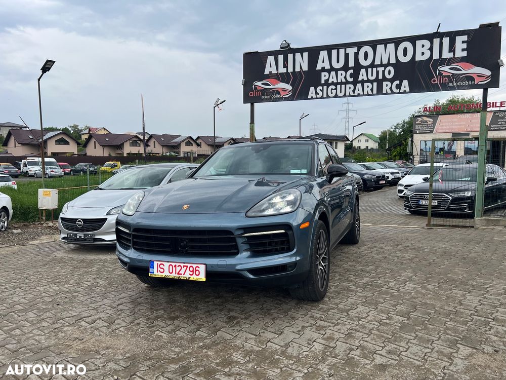 PORSCHE CAYENNE - SUV