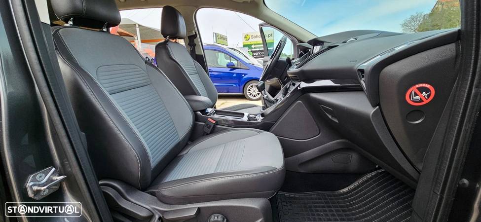 Ford Kuga 1.5 TDCi Titanium - 16