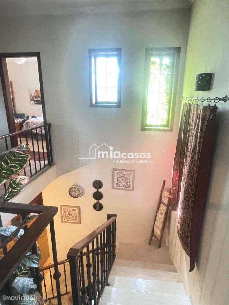 MORADIA T4+1 ISOLADA - OIÃ-18