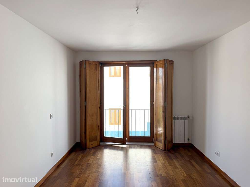 Moradia T5 em Condomínio com Piscina - Oleiros-18
