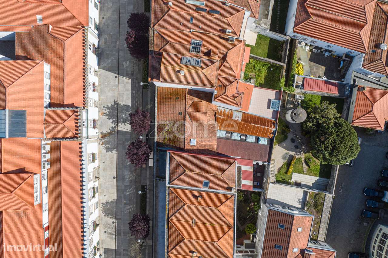 PRÉDIO NO PASSEIO DAS MORDOMAS - Grande imagem: 3/10