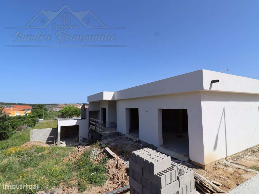 Moradia T3 NOVA estilo CONTEMPORÂNEO-48