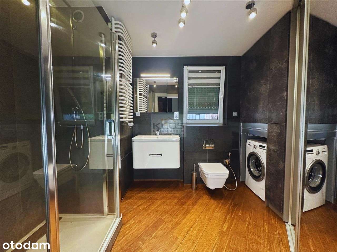 Nowoczesne 2 pokoje z dużym balkonem-6