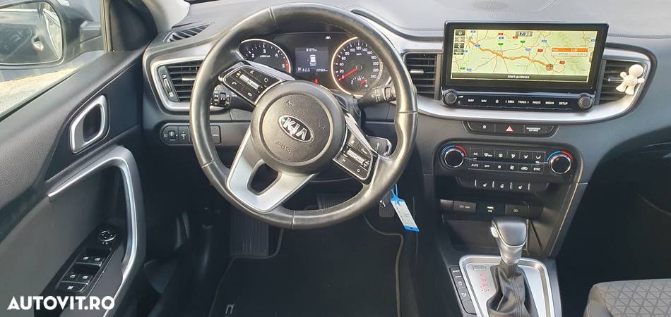 Kia Ceed SW 1.6 CRDi DCT Platinum Edition - 10