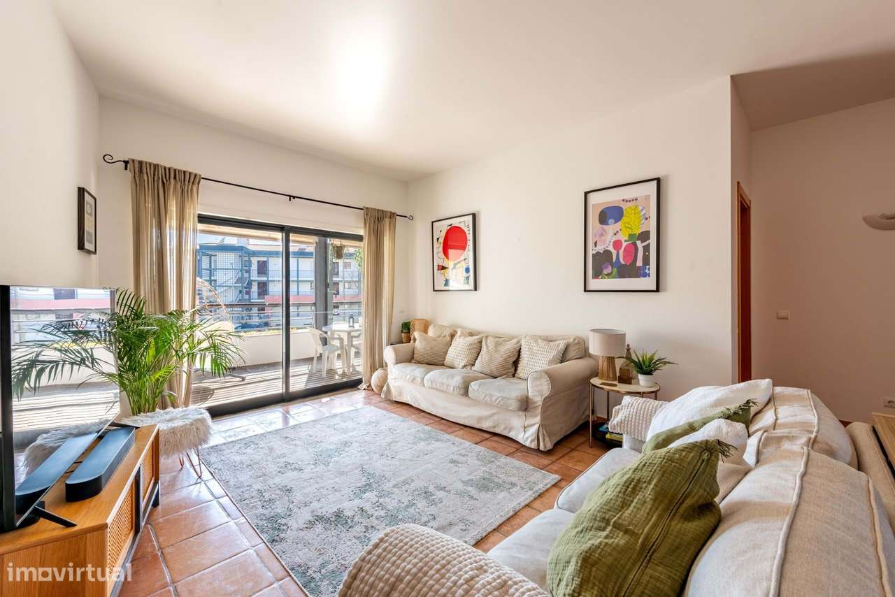 Apartamento de 2 quartos em Marina Park com grande terraço, piscina e-7