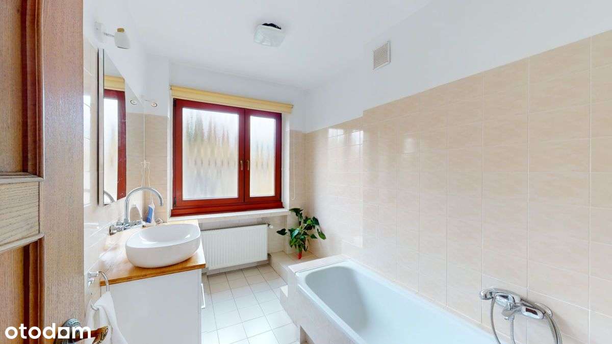 Dom 2 rodzinny z miejscem na działalność.-9