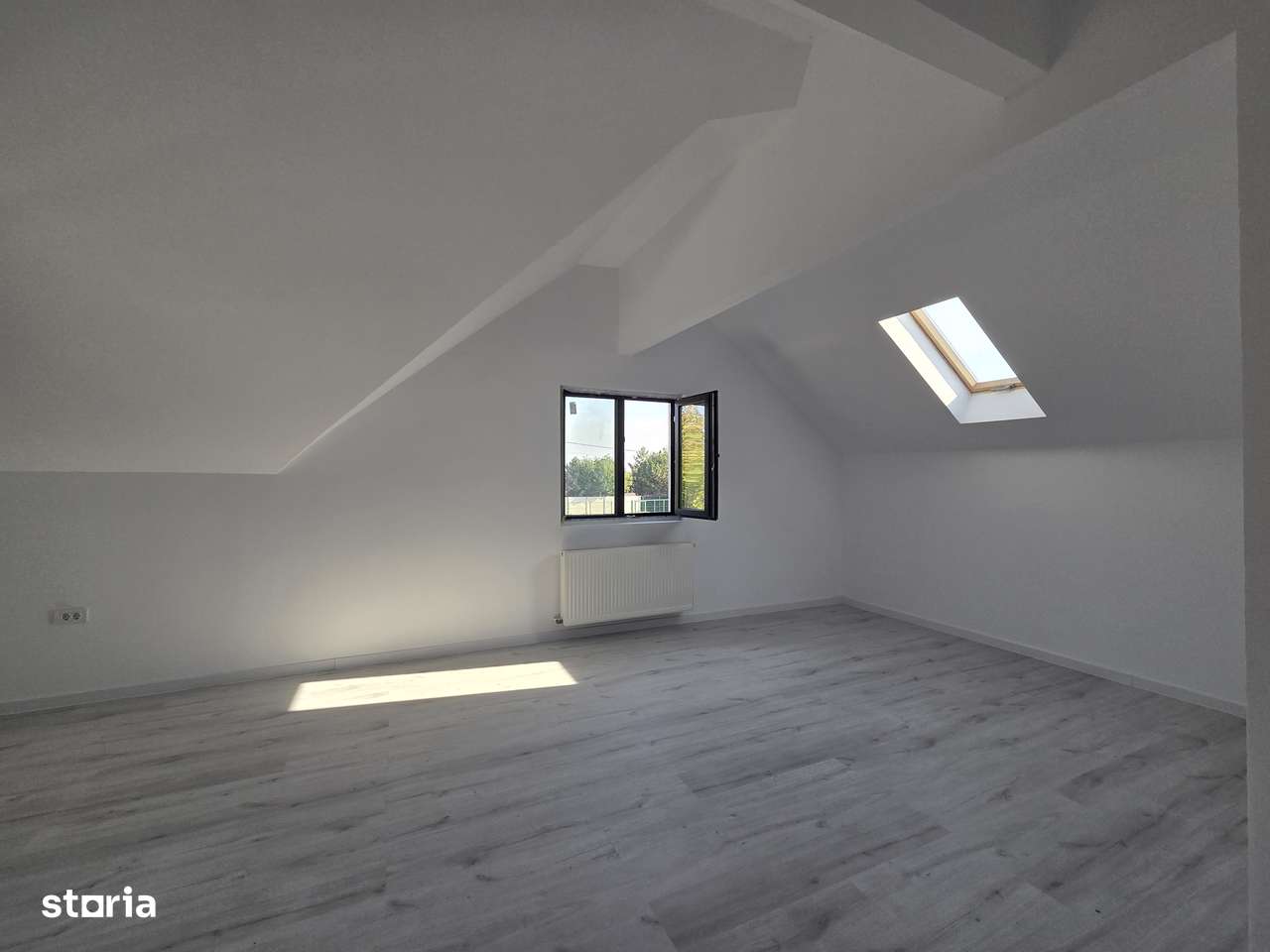 Vila 5 camere-Vedere la Padurea Teghes-Domnesti 190 mp utili - Imagine principală: 5/20