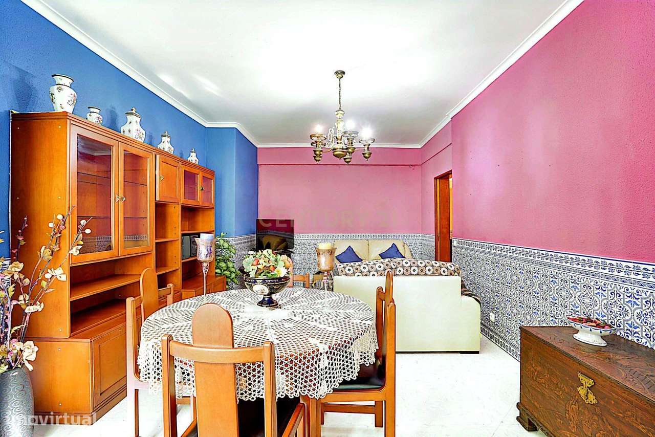 Apartamento T3 convertido em T2 em Linda-A-Velha - excelente localizaç-3