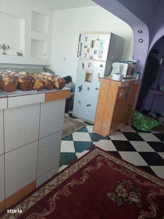 - Apartament 3 camere decomandat, zona Vidin. - Imagine principală: 5/8