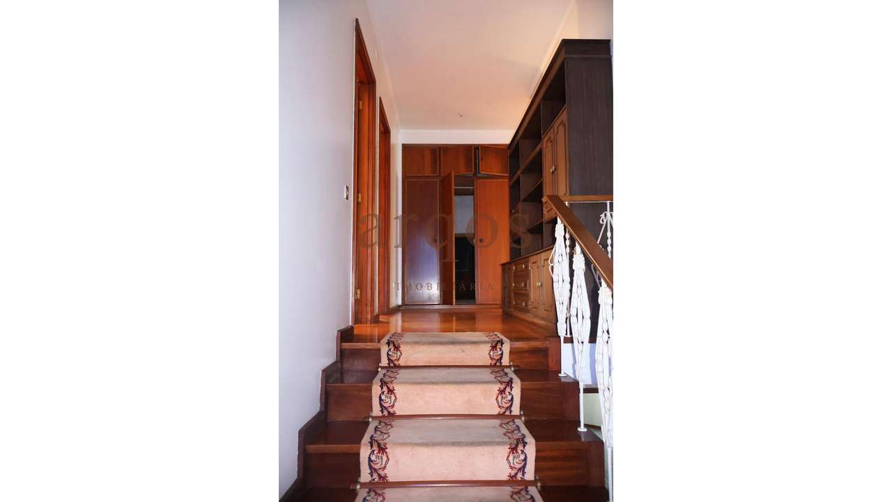 Moradia Isolada T4+1 em Lourosa-13