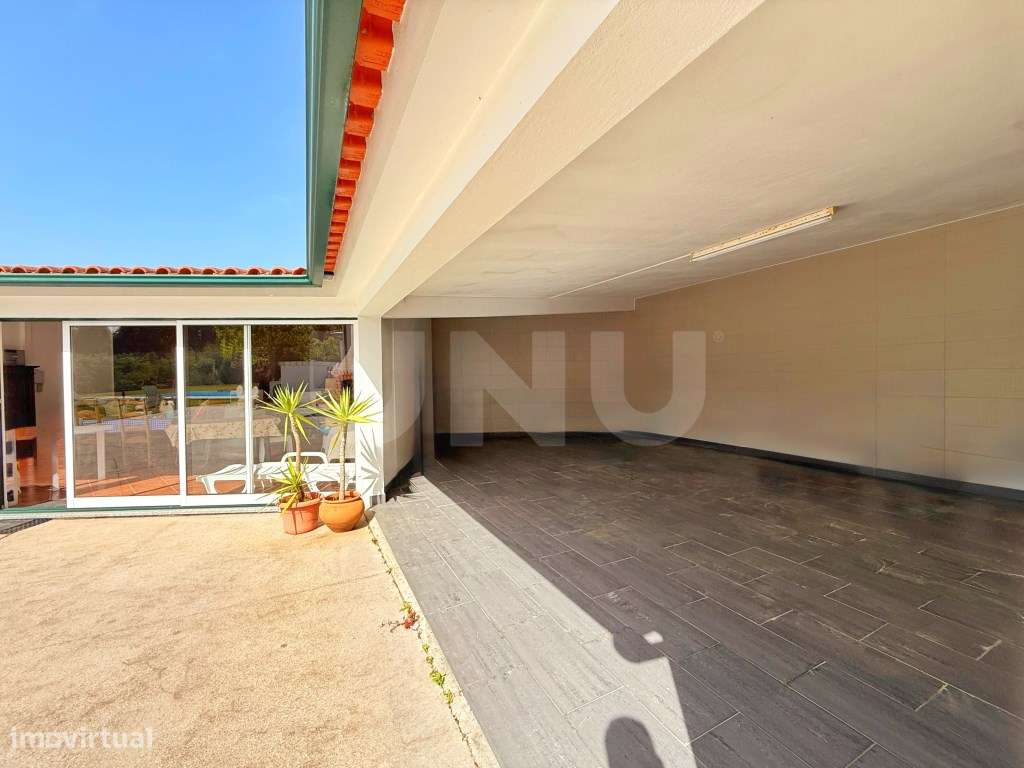 Moradia T4 com Piscina e 2 106m2 de Terreno em Caminha - Espaço e P...-11