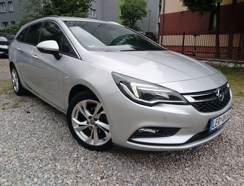 Opel Astra K (2015-2021) 1.4 Turbo Innovation 2017