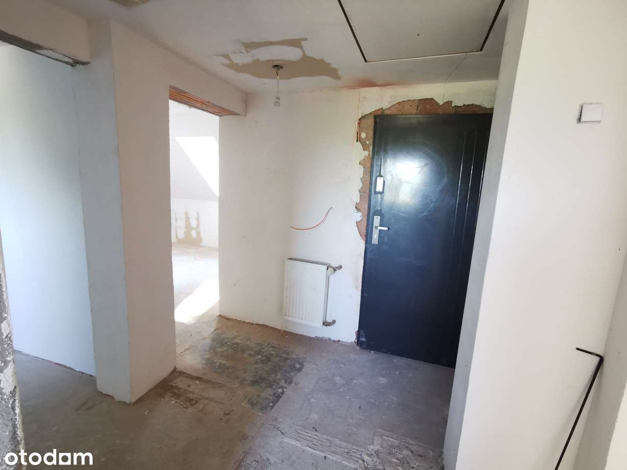 Mieszkanie- całe piętro, 63 m.kw., nowe CO! 0%-10