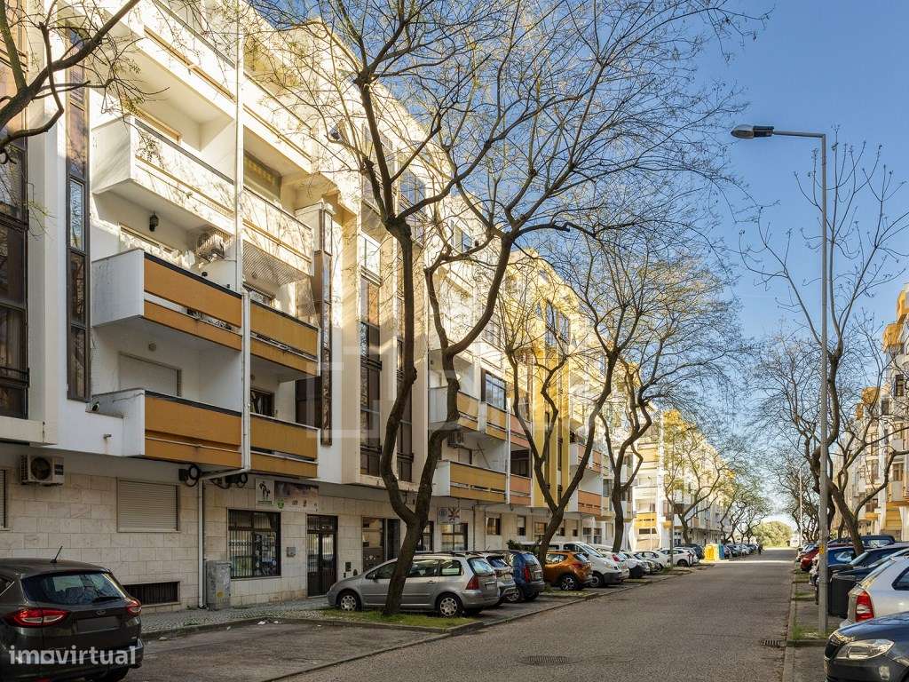 Apartamento T2, junto à praia, na Costa da Caparica-10