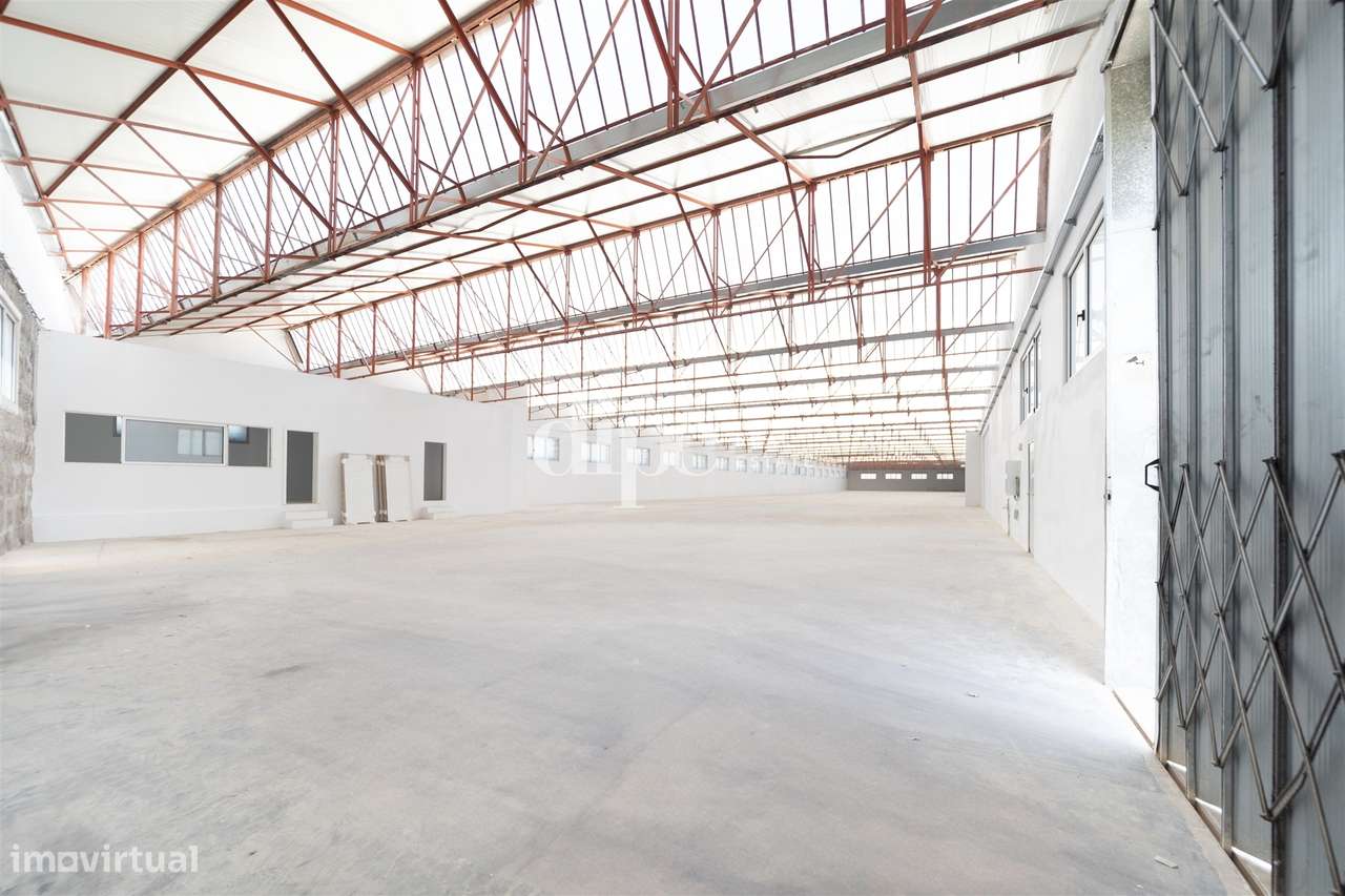 Arrendamento | Armazém de 2.434 m2 com escritório em Guimarães - Grande imagem: 5/17