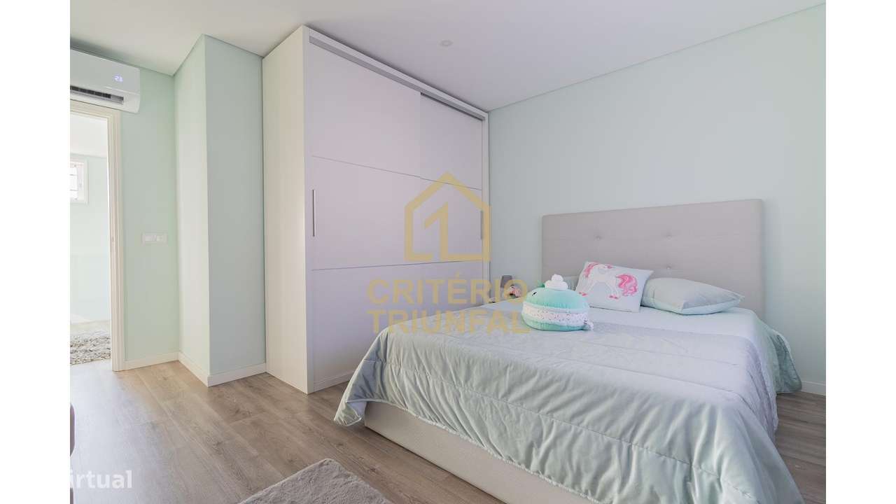 Moradia T3 com Habitação T2 Independente-18