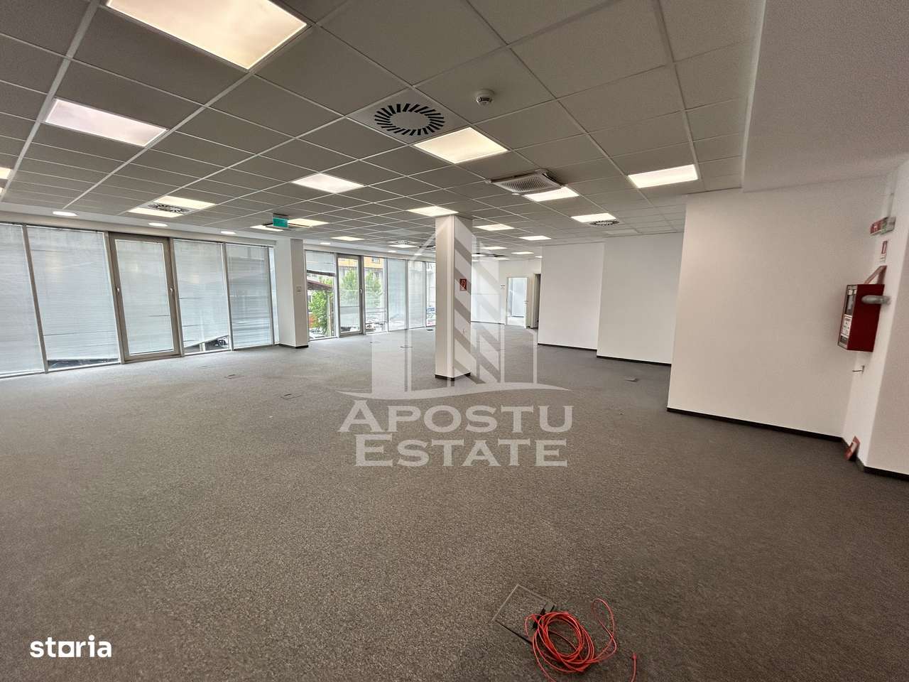 Spatiu birouri 192 mp zona centrala, Piata 700, COMISION 0% - Imagine principală: 2/6