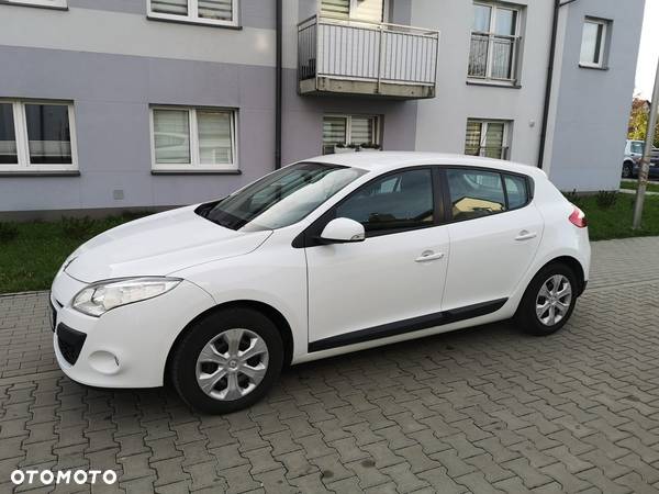 Renault Megane 1.6 16V Dynamique Euro5 - 17