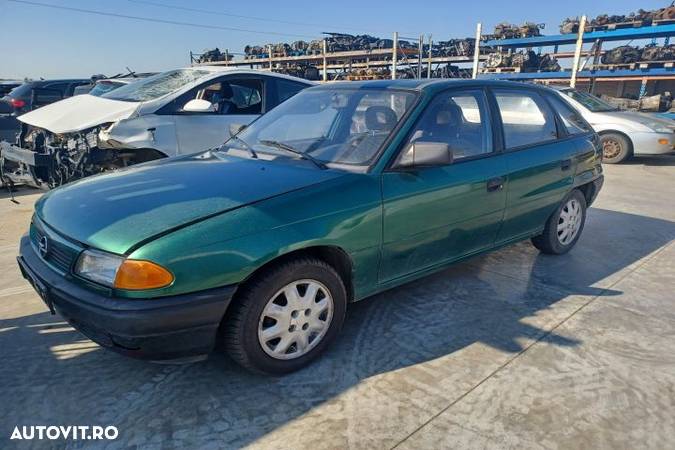 AX CAME Opel Astra F (facelift)  [din 1994 pana  2002] seria Hatchback 5-usi 1.7 TD MT (68 hp) - 2
