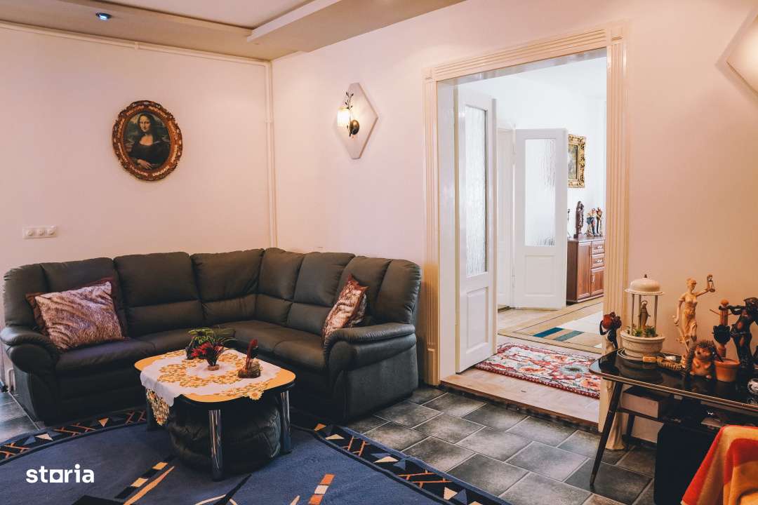Casa renovata integral 4 camere + garaj | Piata Cluj, Str. Paris, Sibi-7