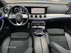 Mercedes-Benz E 300 de Aut. - 12