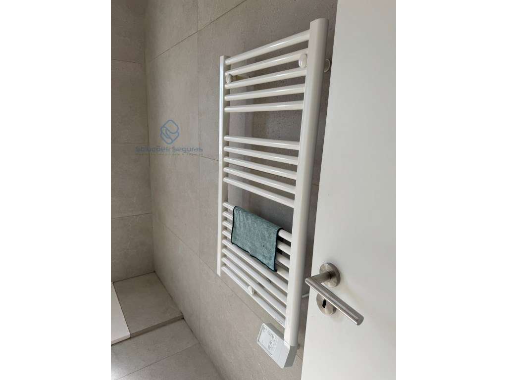 Moradia T3 com Piscina + Anexo T0 | Moita | Excelente Oportunidade!-14