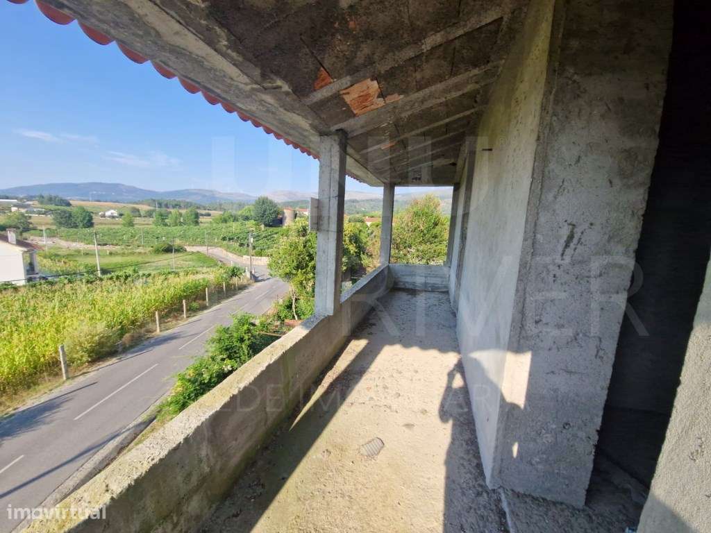 Moradia T4 em Fase de Reconstrução, Fontoura - Valença - Grande imagem: 5/35