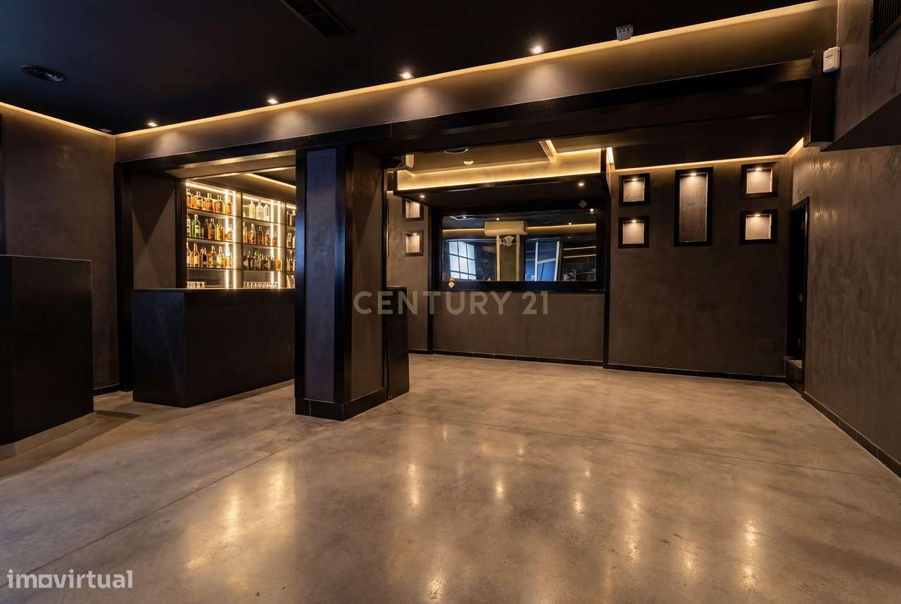 Espaço comercial no #CENTRO de Macedo de Cavaleiros, Bragança - Grande imagem: 3/14