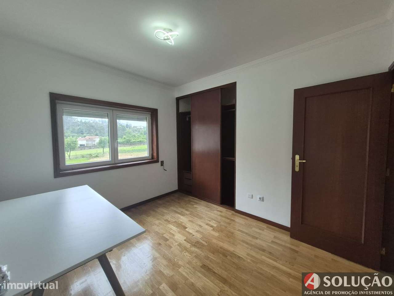 Apartamento T2 em Oliveira do Douro-17