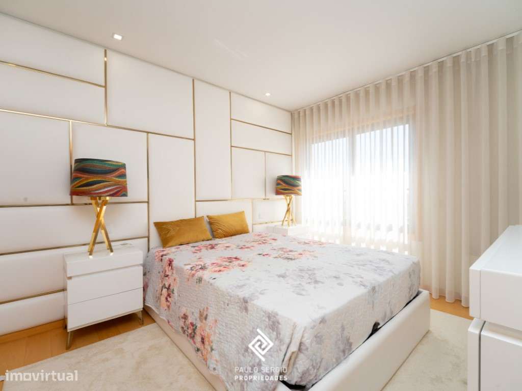 Apartamento T2 Duplex em Espinho-14