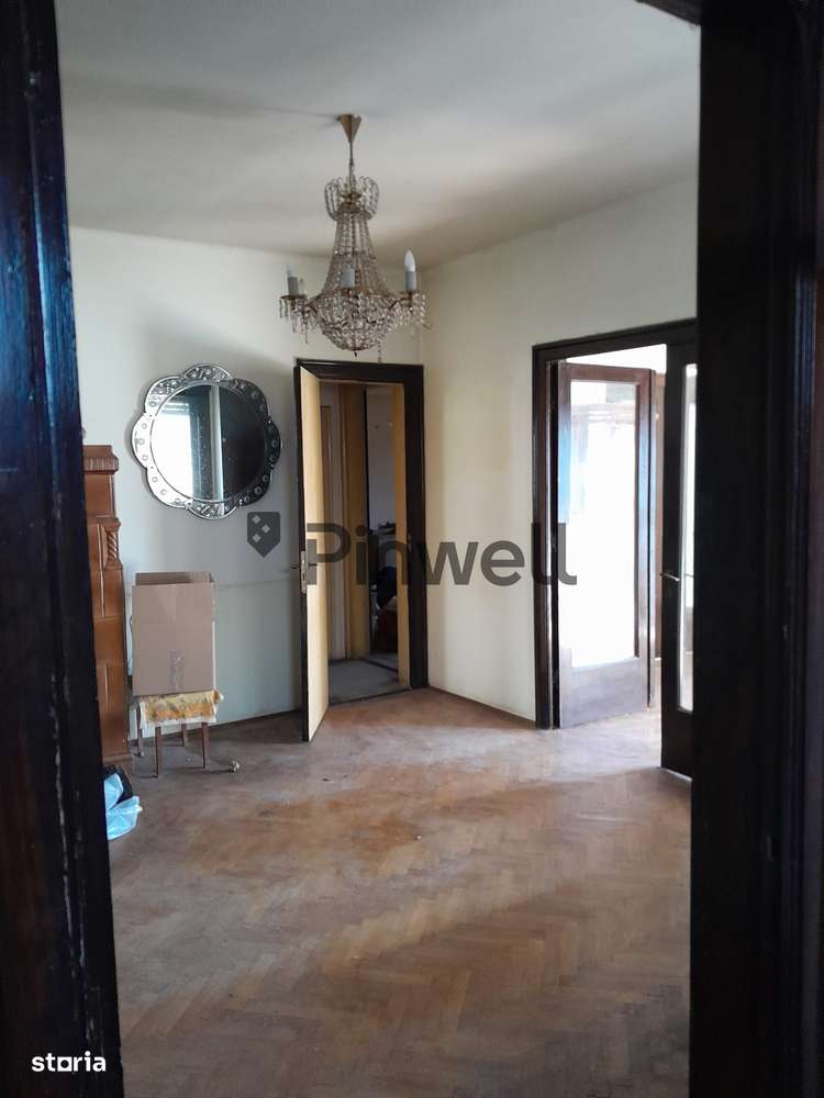 Loft interbelic cu potential extraordinar | Zona Alba Iulia | Mansarda