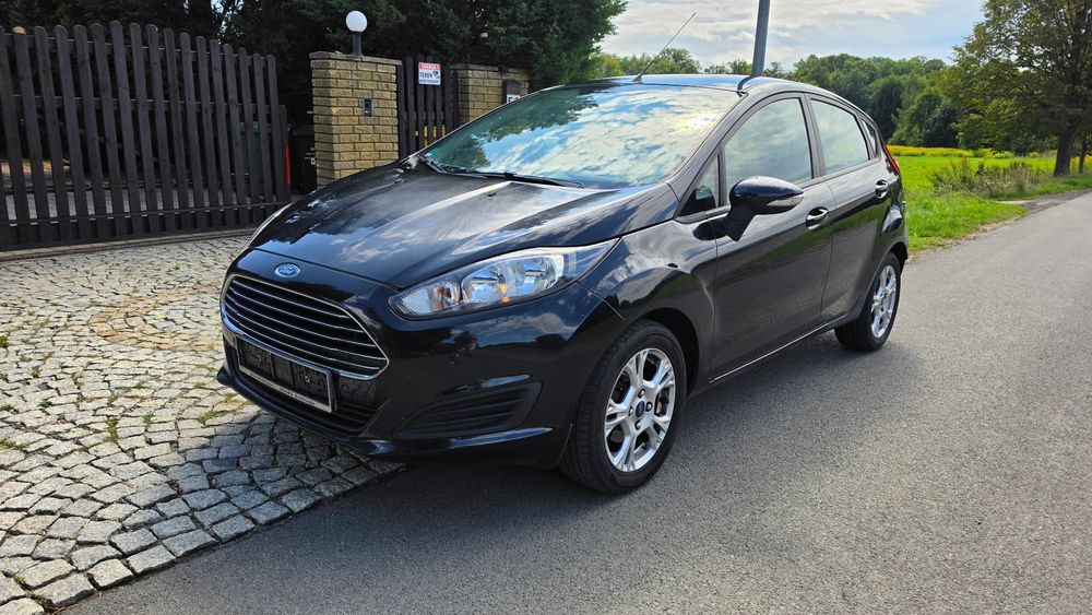 Ford Fiesta Mk7 (2008-) 1.25 Champions Edition 2013