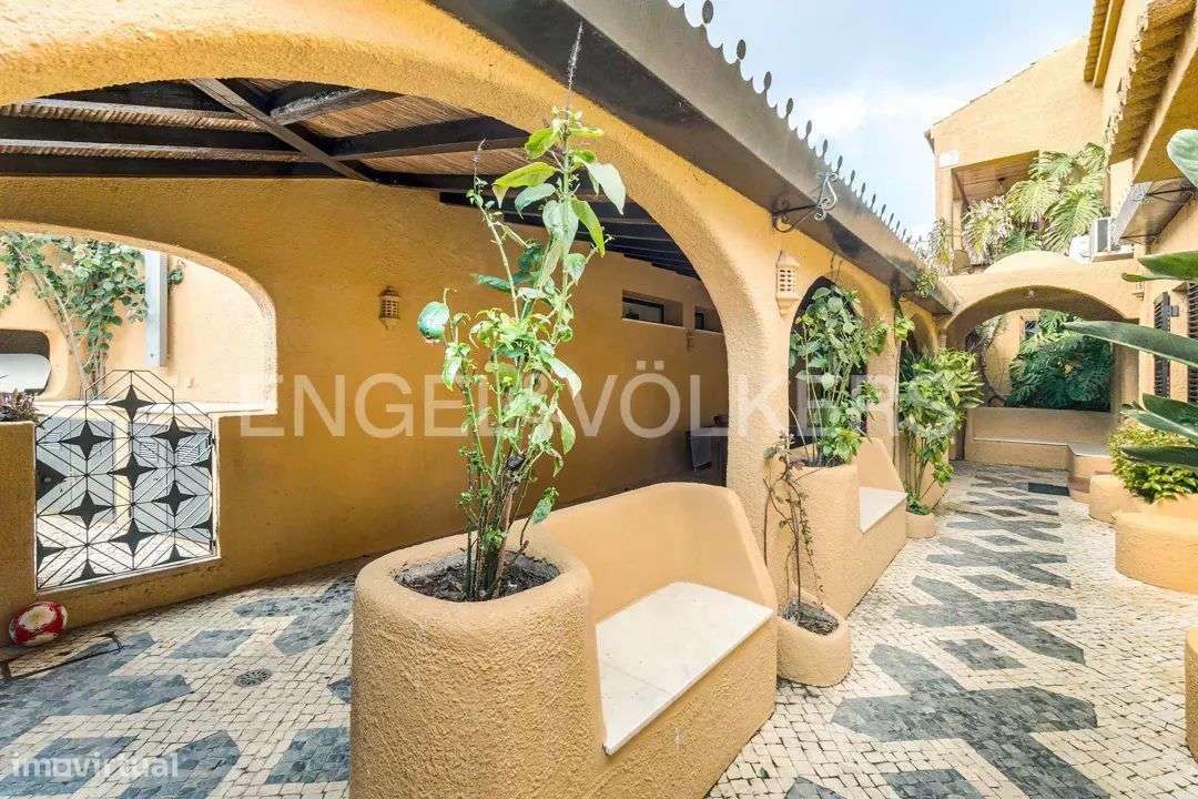 Exuberante moradia com localização central e a pé da praia - Grande imagem: 5/43