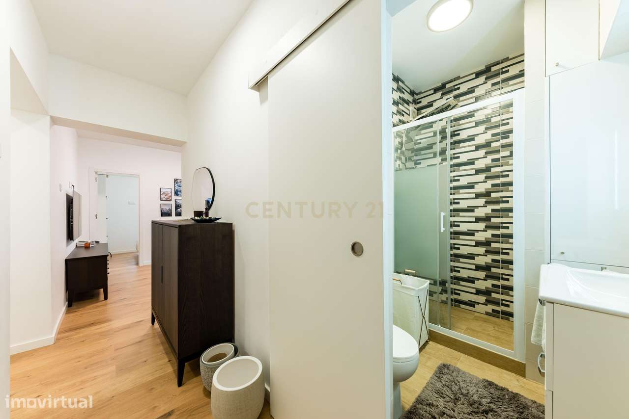 T1 Totalmente Remodelado | Monte Abraão - Grande imagem: 3/32