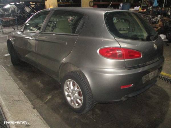 Carro MOT: 32104  CXVEL:  ALFA ROMEO 147 FASE 2 2005 1.6I TWINSPARK 120CV 5P CINZA GASOLINA - 4