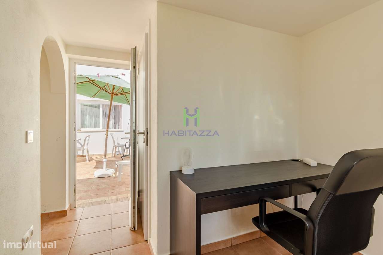 Apartamento T2 + Anexo com 1 quarto, 1 Escritório e 1 Casa de Banho, c-20