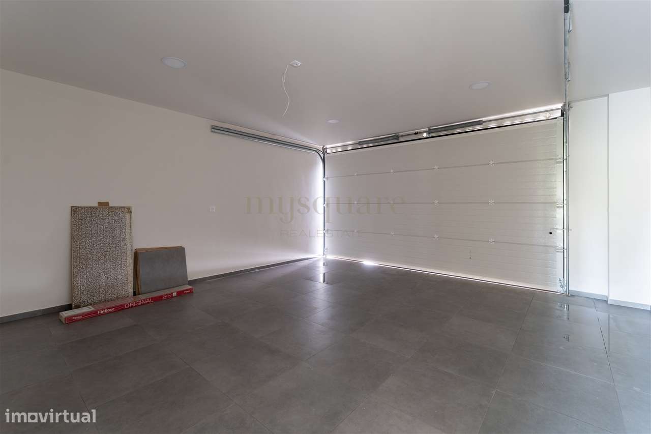 Moradia T3 de 2 frentes com jardim em São Pedro da Cova, Gondomar-19