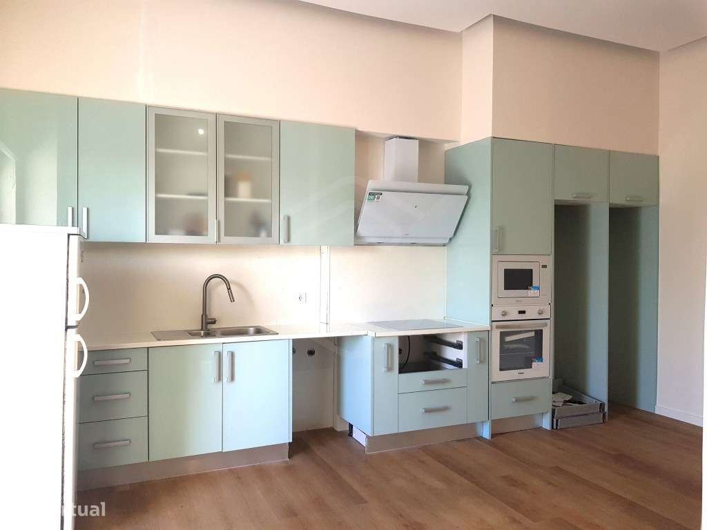 Apartamento T3 Remodelado com Terraço - Quinta Doutor Beirão, Caste... - Grande imagem: 2/21