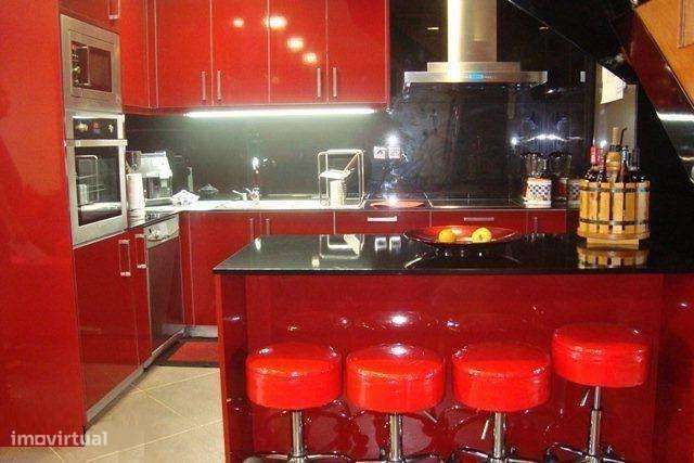 Moradia t4 restaurada - Grande imagem: 4/12