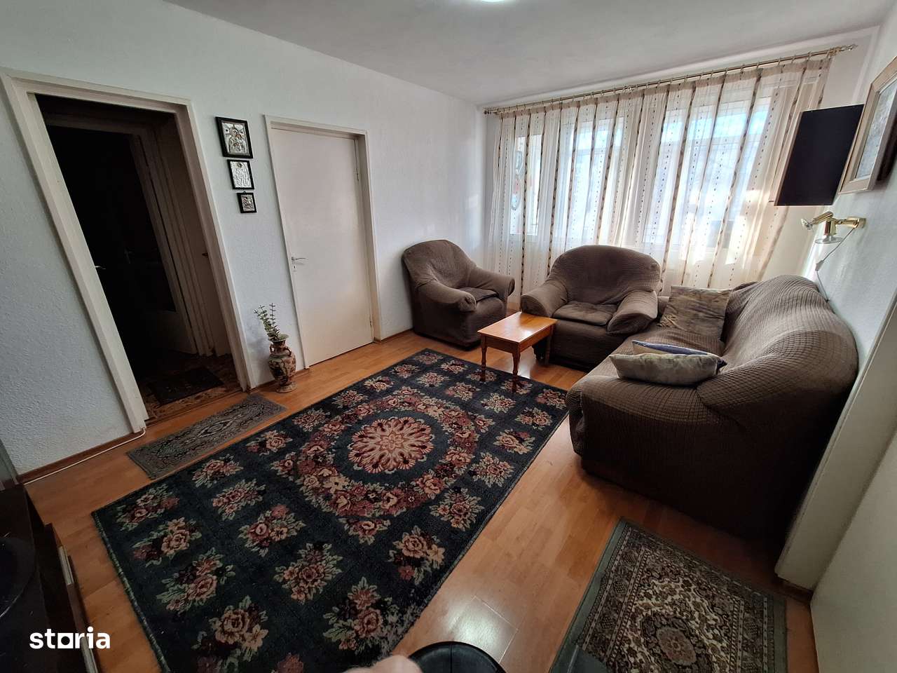 2 semidecomandate 47mp Mazepa 1 Etaj 3/4 Mobilat/Utilat Sud 62000Euro