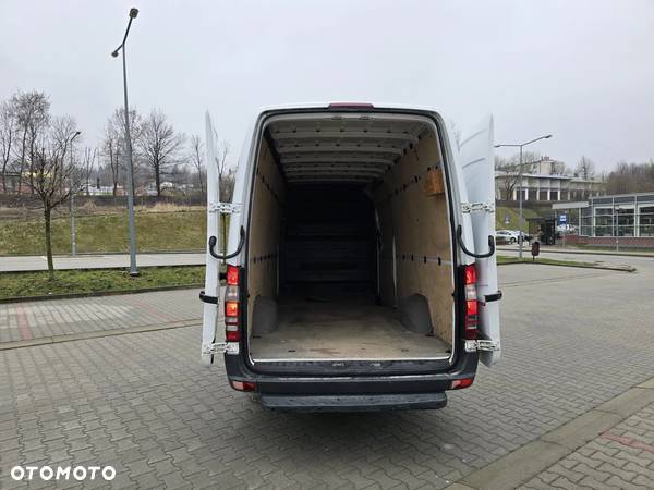 Mercedes-Benz SPRINTER - 23