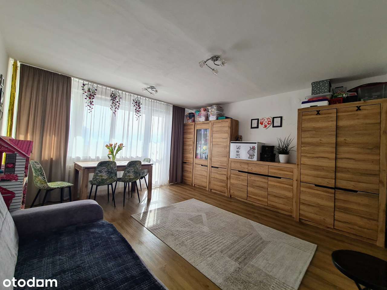 Okazja, przestronne 2 pokojowe z dużym balkonem, 7 minut do metra!-2